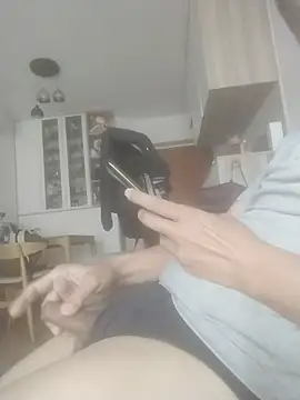 Dannydy2015 online show from March 2026 01:42:02 AM