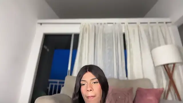 leila seasiren online show from July 2026 11:37:01 PM