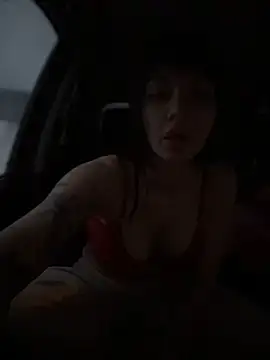 JulliaVegas online show from December 2025 02:16:02 AM