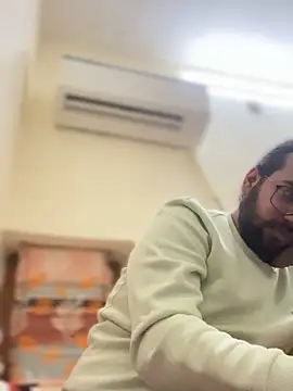 Arsh Loves Luv online show from December 2024 05:22:02 PM