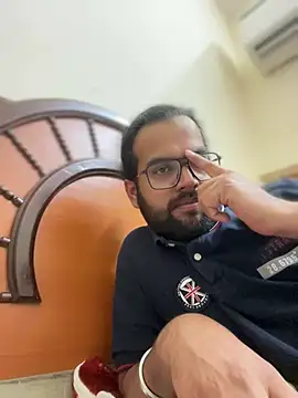 Arsh Loves Luv online show from January 2025 06:14:01 PM