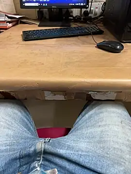 Snapshot of Hillz_king_98 chatting on January 2025 09:00:01 PM Hillz king 98 online show from January 2025 09:00:01 PM