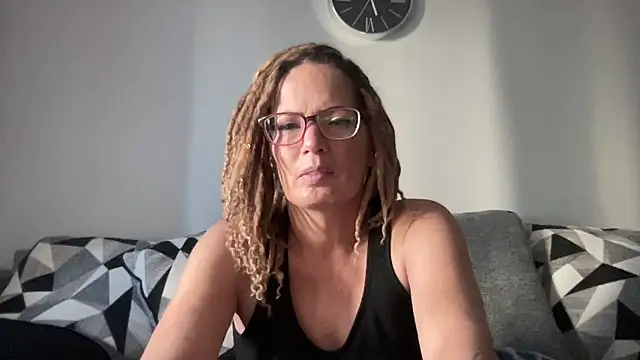 skarfos1babe69 online show from December 2024 10:03:02 PM