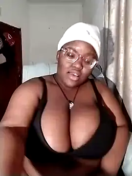 Snapshot of Damm_Bobbies chatting on July 2026 03:23:01 AM Damm Bobbies online show from July 2026 03:23:01 AM