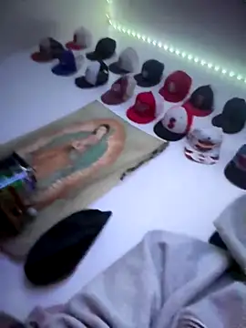 qbaby96 online show from December 2025 07:53:02 PM