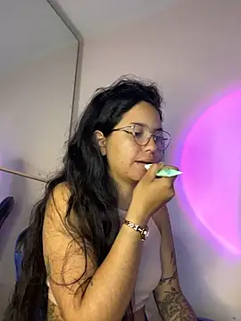 Rosita forever  online show from April 2026 12:36:01 PM