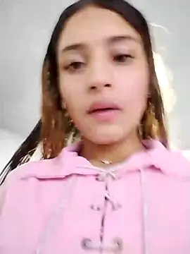 Snapshot of charlotes28 chatting on December 2024 11:44:02 PM charlotes28 online show from December 2024 11:44:02 PM