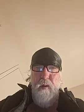 Snapshot of ThomasODeaXXX chatting on April 2026 04:46:01 AM ThomasODeaXXX online show from April 2026 04:46:01 AM