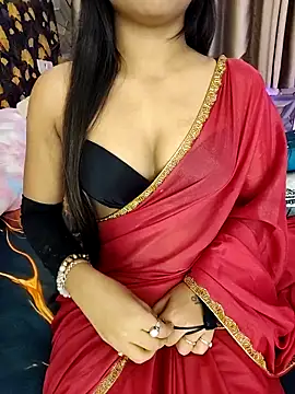 Little  Lia online show from March 2026 01:17:01 PM