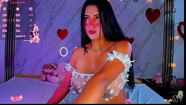 Snapshot of Lana_Parker_01 chatting on June 2026 12:35:01 AM Lana Parker 01 online show from June 2026 12:35:01 AM