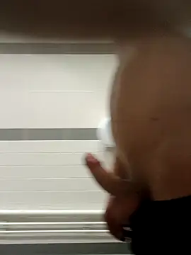 rominoucoquin online show from April 2026 04:34:02 PM