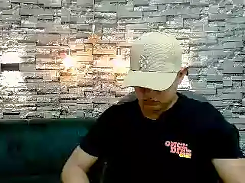 Warning Boy online show from December 2024 06:49:01 PM