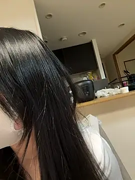 Snapshot of TAISHI_chan chatting on December 2025 04:24:01 PM TAISHI chan online show from December 2025 04:24:01 PM