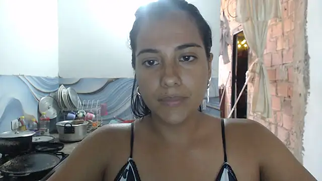 Snapshot of Coral0403 chatting on July 2026 04:20:01 PM Coral0403 online show from July 2026 04:20:01 PM