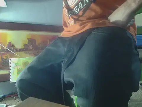 poesnuus999 online show from March 2026 05:30:01 PM