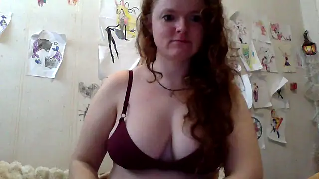 Snapshot of Rae_Jeannie chatting on March 2026 01:48:01 PM Rae Jeannie online show from March 2026 01:48:01 PM