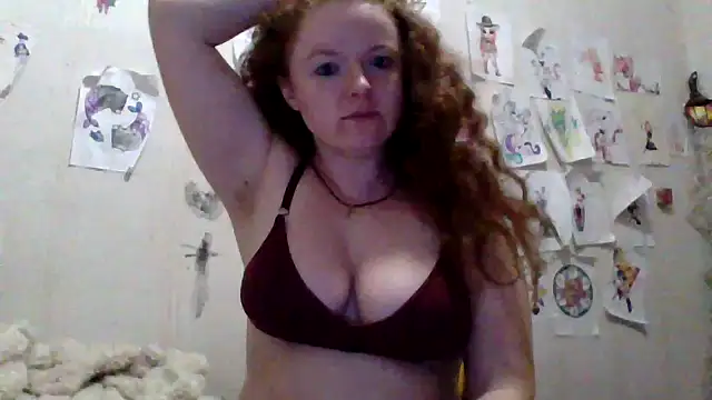 Snapshot of Rae_Jeannie chatting on March 2026 03:10:02 AM Rae Jeannie online show from March 2026 03:10:02 AM