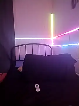 k1oudE online show from April 2026 06:38:01 PM