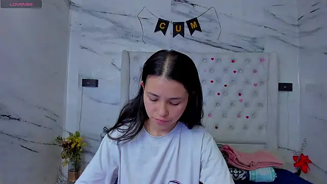 arissha lee online show from May 2026 12:33:02 PM