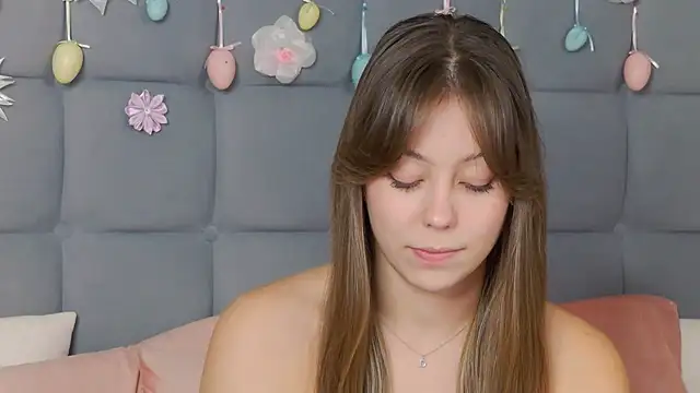 TheEmma online show from April 2026 07:07:02 PM