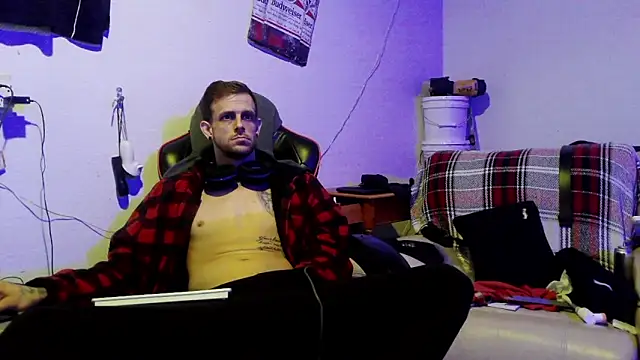 JamesMichael88 online show from February 2025 05:42:01 PM