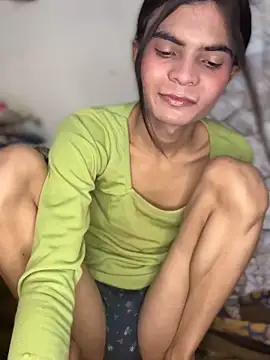 Enna Zarza  online show from April 2026 06:11:01 AM