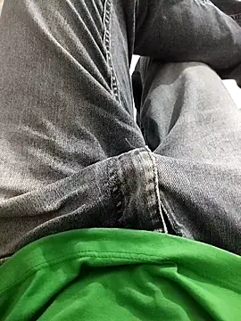 fredfgr online show from March 2026 09:21:02 AM