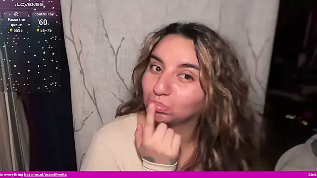 mamifresita online show from April 2026 06:55:02 AM