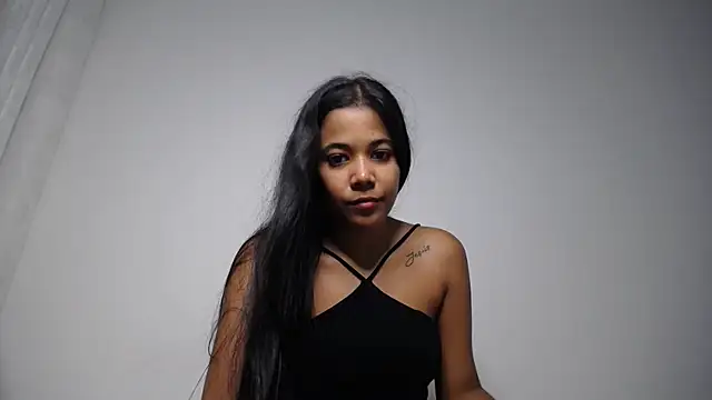 kathypiercee online show from April 2026 11:37:02 PM