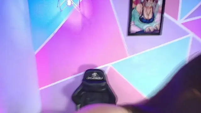 katy handerson online show from November 2025 08:34:02 PM