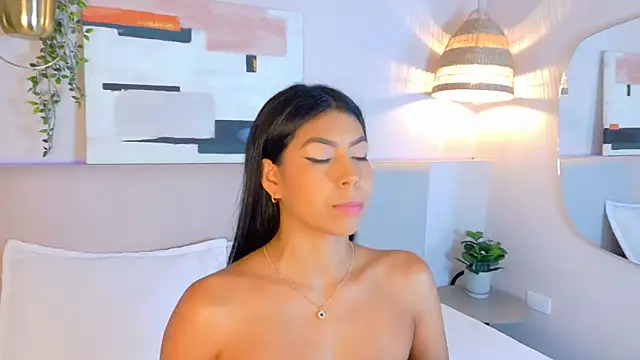 AbieHills online show from November 2025 11:22:01 AM