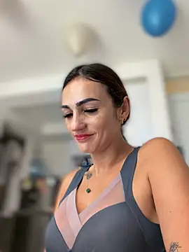 Samantha bigboobs online show from March 2026 04:09:01 PM