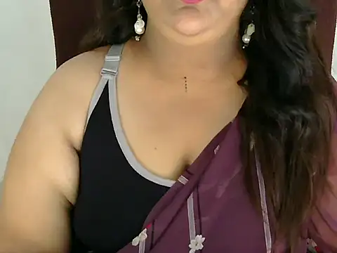 Jenny lovee online show from May 2026 09:47:01 AM