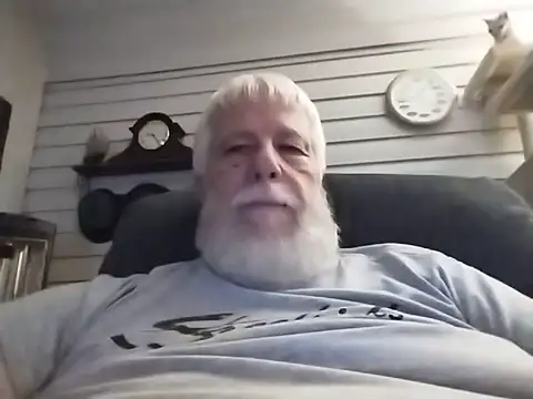 Snapshot of Futura_intx chatting on June 2026 02:23:02 AM Futura intx online show from June 2026 02:23:02 AM