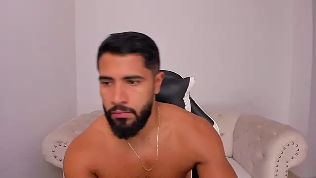 Santiago huntt online show from January 2026 12:41:01 PM