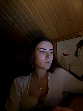 mewKate online show from October 2025 06:42:01 PM