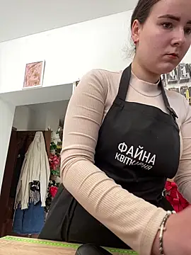 mewKate online show from March 2026 12:45:02 PM