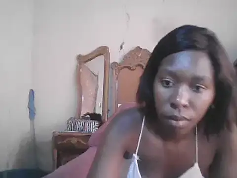 Snapshot of Hotdaily04 chatting on January 2025 06:56:02 AM Hotdaily04 online show from January 2025 06:56:02 AM