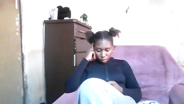 Snapshot of Hotdaily04 chatting on September 2025 07:54:01 AM Hotdaily04 online show from September 2025 07:54:01 AM