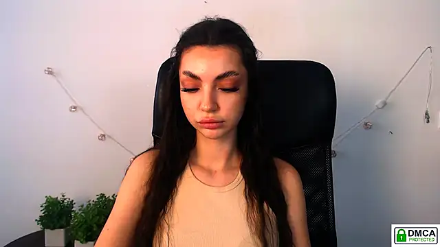 Lexi Jous online show from April 2026 12:38:01 PM