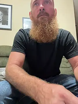 Snapshot of 32XRedBeard chatting on July 2026 10:09:02 PM 32XRedBeard online show from July 2026 10:09:02 PM