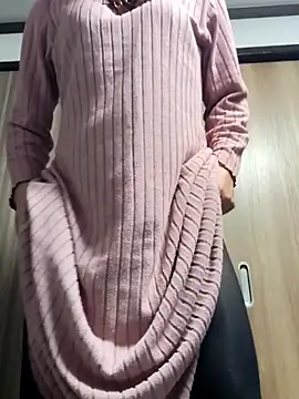 Snapshot of Risa0930hinata chatting on December 2025 12:55:01 PM Risa0930hinata online show from December 2025 12:55:01 PM