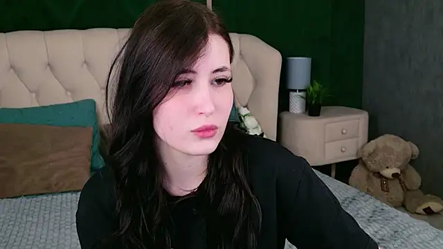 EmmaLawrens online show from July 2026 03:51:02 PM