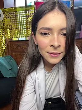 Aleska Miami online show from June 2026 08:02:01 PM