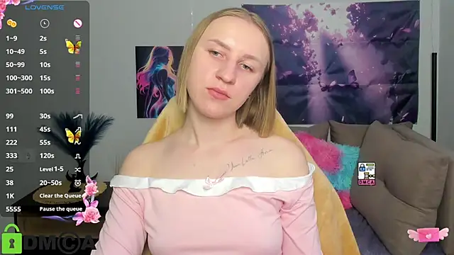 Snapshot of BeautyBlondy chatting on May 2026 12:23:02 PM BeautyBlondy online show from May 2026 12:23:02 PM