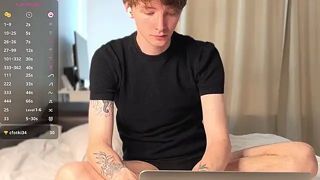 Snapshot of Calvin_Polanski chatting on May 2026 04:20:01 AM Calvin Polanski online show from May 2026 04:20:01 AM
