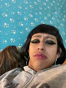 boysLittle online show from January 2026 04:50:02 AM