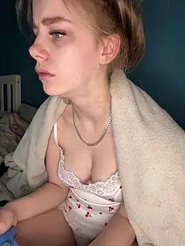 VioletxBlue online show from March 2026 12:01:01 PM