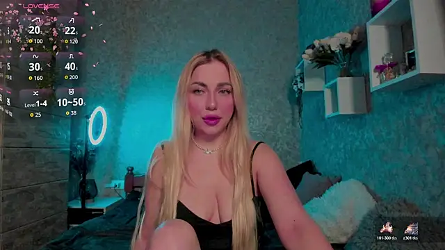 Mika Rayy online show from November 2025 10:32:02 PM