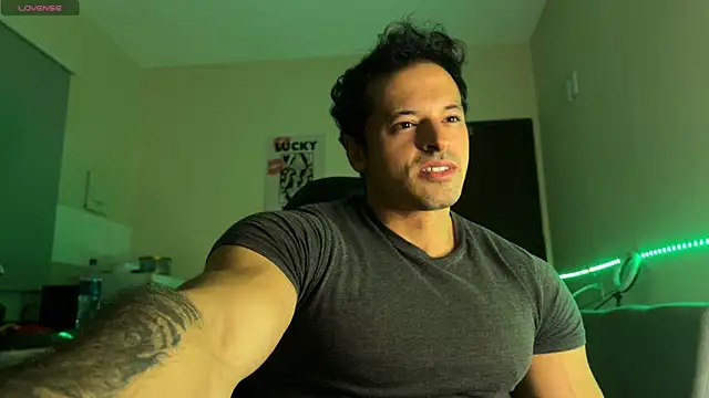 Lucasfit24 online show from April 2026 04:26:01 AM